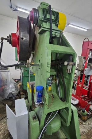 Пресс кривошипный К2322