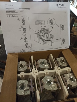 КЛЕММНИК,MOELLER,K2x240/3 (46374)