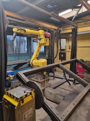 Роботизированная сварочная станция FANUC Arc Mate 120iC/12L