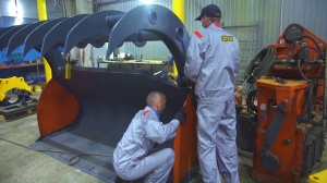 Стрела грузовая на фронтальный погрузчик Doosan SD 300