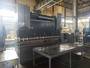 Листогибочный пресс с ЧПУ Durma AD-R 30135 (135 тонн)