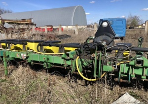 Сеялка 12-рядная John Deere