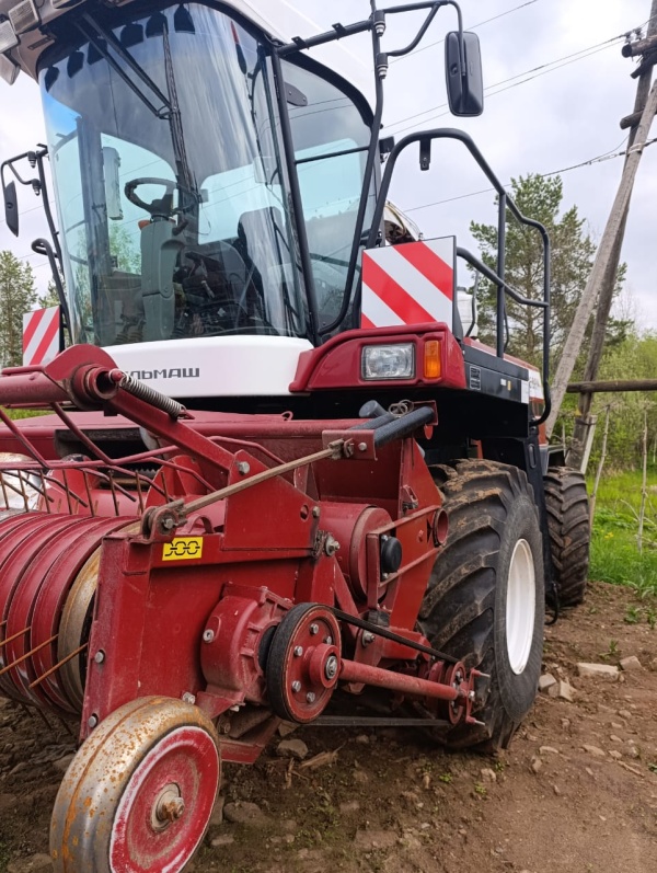 Комбайн заготовки кормов дон-680М