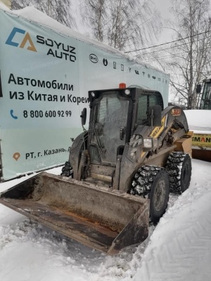 Мини-погрузчик New Holland L223