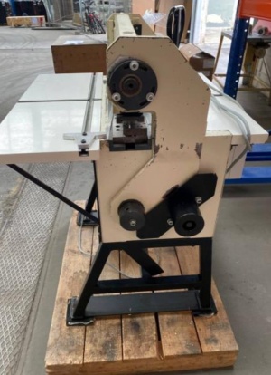 Оборудование перфорации календарей и блокнотов