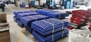Плиты для щековых дробилок PEX250*750