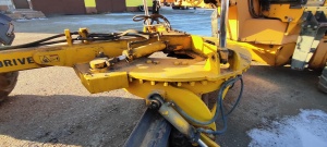 Автогрейдер Volvo G946