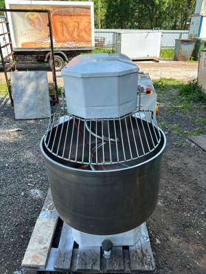 Тестомесильная машина Delloro spirale 90