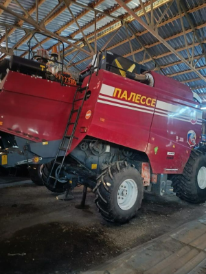 Комбайн уборки зерновых Палессе GS10