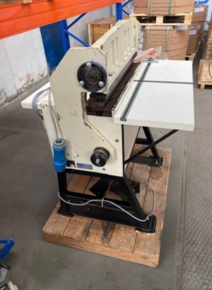 Оборудование перфорации календарей и блокнотов