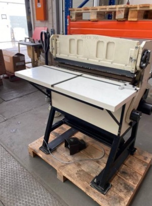 Оборудование перфорации календарей и блокнотов