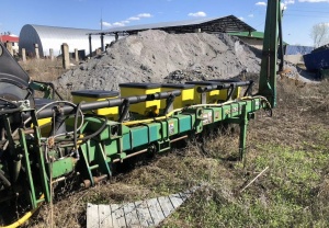 Сеялка 12-рядная John Deere