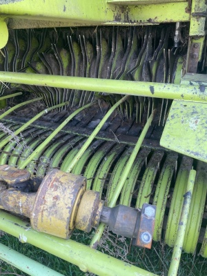 Тюковый пресс-подборщик Claas Rollant 250
