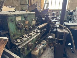 Резцы токарные 1М63