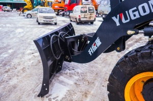 Снежный отвал с гидр. поворотом для JCB 422/426