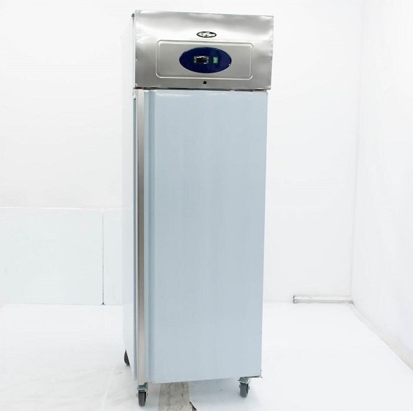 Шкаф холодильный Tefcold RK505