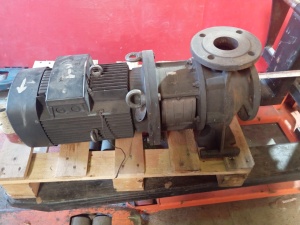 Консольно-моноблочный насос Grundfos NB 65-125/127