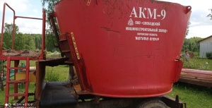 Раздатчик кормов акм -9