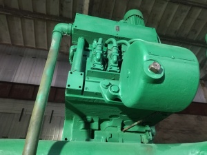 Радиально-сверлильный промышленный станок 2М57