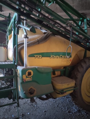 Опрыскиватель «john deere 732 М»