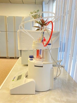 Титратор волюмометрический для определения воды по К. Фишера