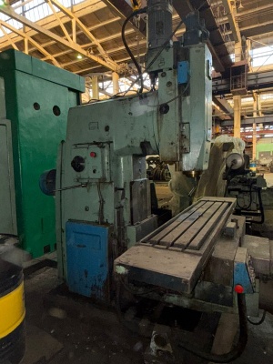 Вертикально-фрезерный станок с ЧПУ 6р13ф3