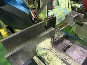 Полуавтоматический Ленточнопильный станок (пр-во Чехия) Pilana PMS 230/260 HAD