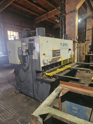 НГ13Г Ножницы листовые гидравлические