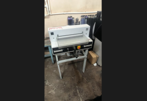 Гильотинный резак для бумаги Ideal 4350