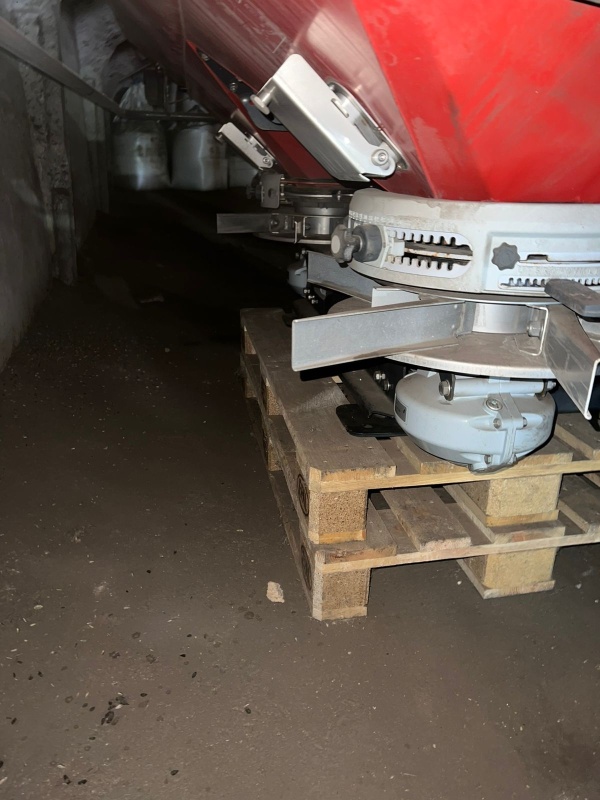 Разбрасыватель удобрений Kverneland Exacta HL 1500
