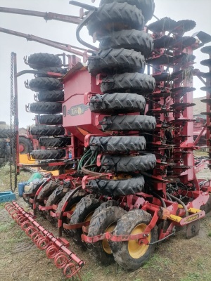 Зерновая сеялка Vaderstad Rapid A 800C