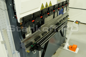 Электрический листогибочный пресс EPP 70/2500 4 axis