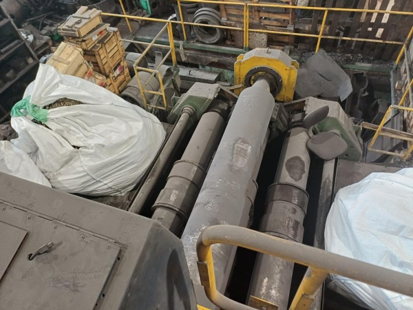 Вальцы ИВ2424Ф1