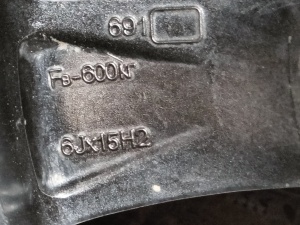 Комплект зимних колес R15 (шипованные шины + диски)