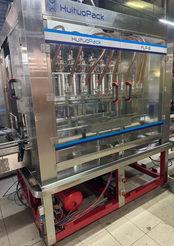 Поршневой станок розлива 0,5 - 5,5 литров