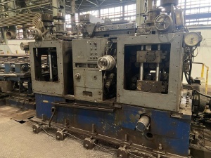 Бесцентрово-токарный станок модели КМ-9309