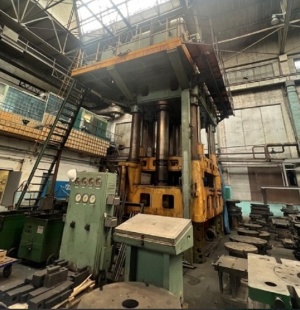 Пресс гидравлический листоштамповочный двойного действия колонный П233А