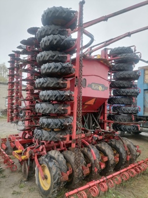 Зерновая сеялка Vaderstad Rapid A 800C