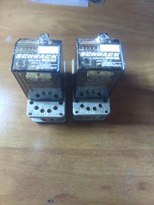 Силовое реле Schrack MR301024 с колодкой 11-Pin, 10A 250V, катушка 24VDC