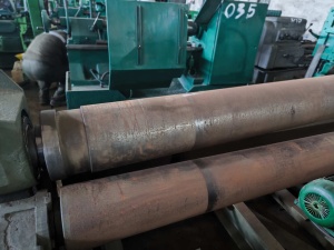 Листогибочная машина (вальцы) И2220 катают 10 мм при ширине 2000 мм