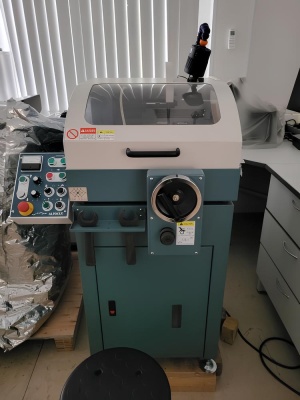 Отрезной станок Altocut CK200B