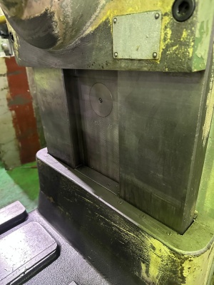 Широкоуниверсальный фрезерный станок Heckert FU 400 V/2