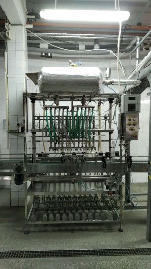 Линия фасовки газированных напитков формат 0,5-1,5 литра ПЭТ в хорошем рабочем состоянии (без упаковщика)