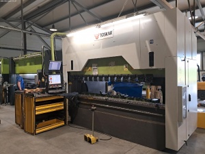 Гидравлический листогибочный пресс с ЧПУ TOSKAR MASTERFAB 3100-175