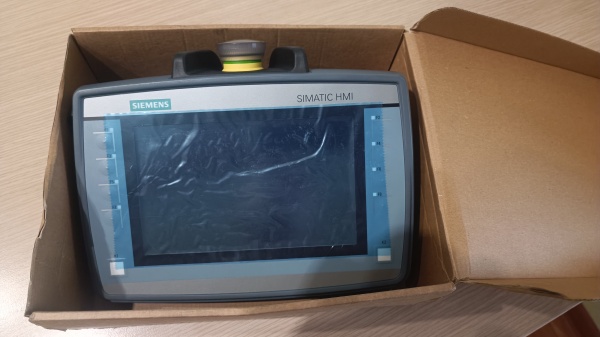 Панель оператора Siemens 6av2 125-2gb23-0ax0