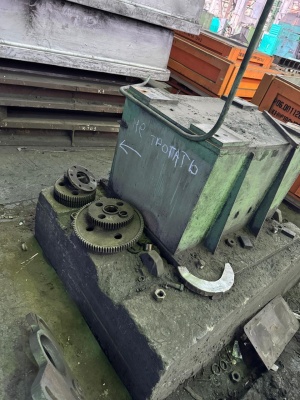 Тяжелый токарный станок 1А670 рмц 16 метр