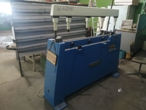 Станок для обтяжки шляпок ДМ112