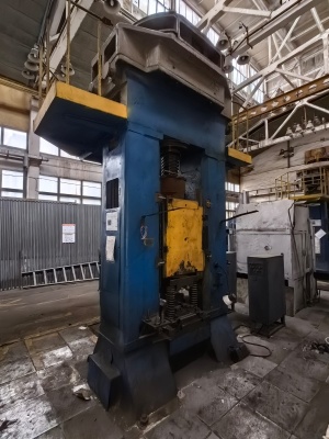 Пресс дугостаторный 400 тонн Ф1736, 1984 г.в
