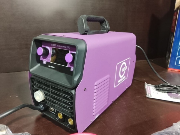 Сварочный полуавтомат START WEGA 200 technoMIG PRO