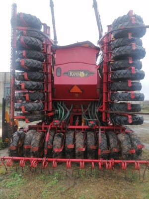 Зерновая сеялка Vaderstad Rapid A 800C